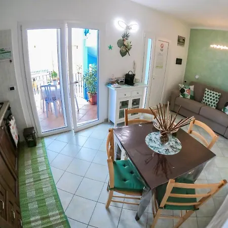 Ferienhaus Tetty Mini House Porto Cesareo